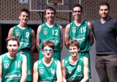 Basketters naar kwartfinale