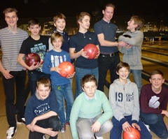 Eerstes met meters en peters naar bowling