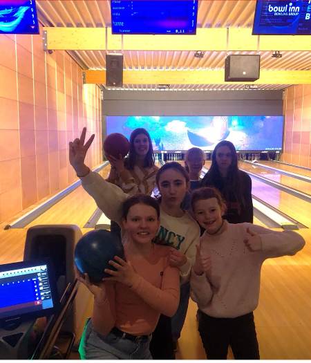 Met meters en peters naar de bowling