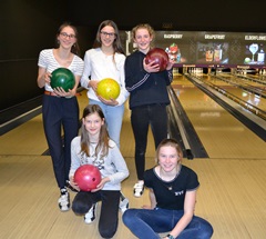 Met meters en peters naar de bowling