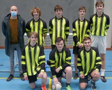 Tweede plaats voor minivoetballers derde graad