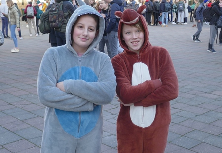 In pyjama naar school In pyjama naar school