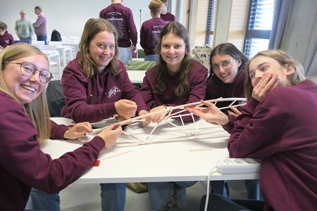 Zesdes op stap